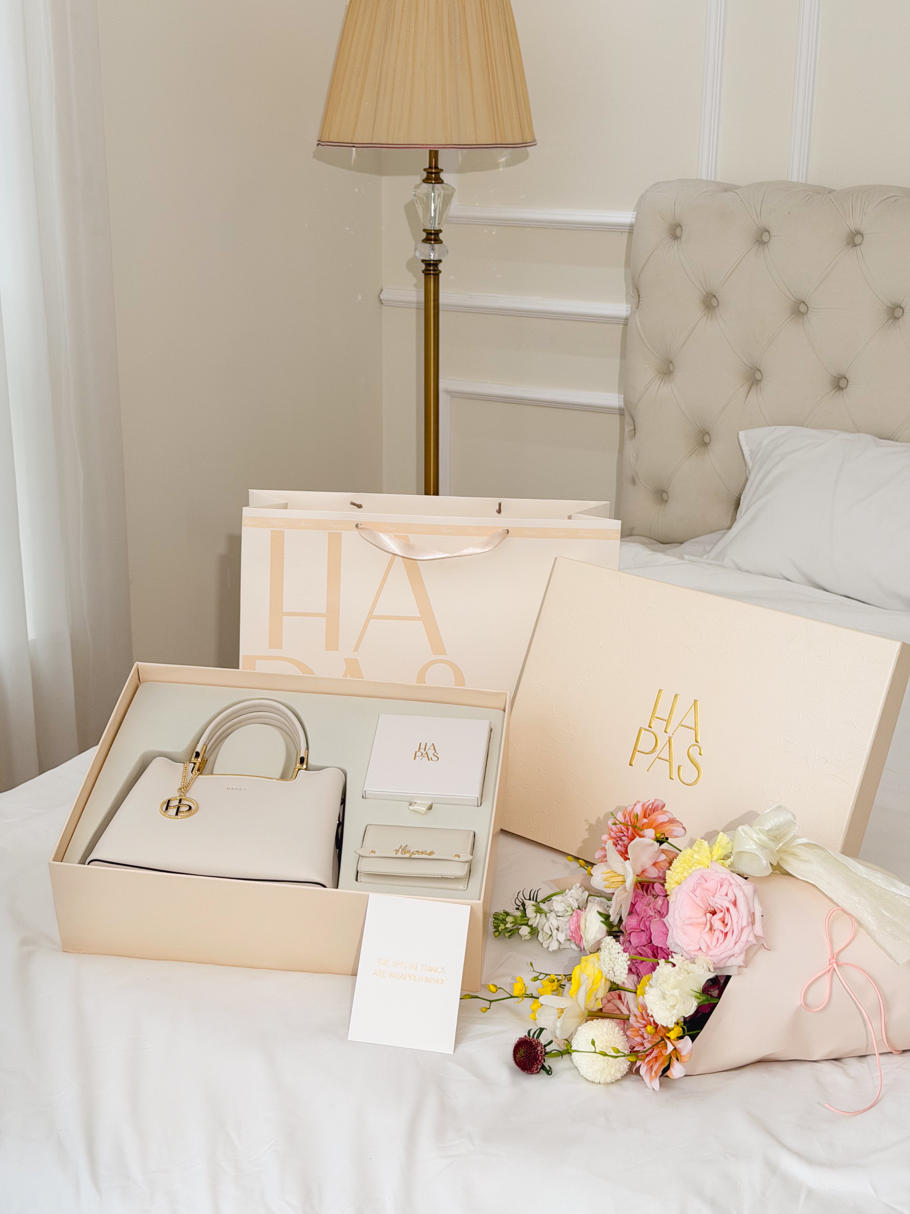 HAPAS Grace Gift Set กระเป๋า Tag G