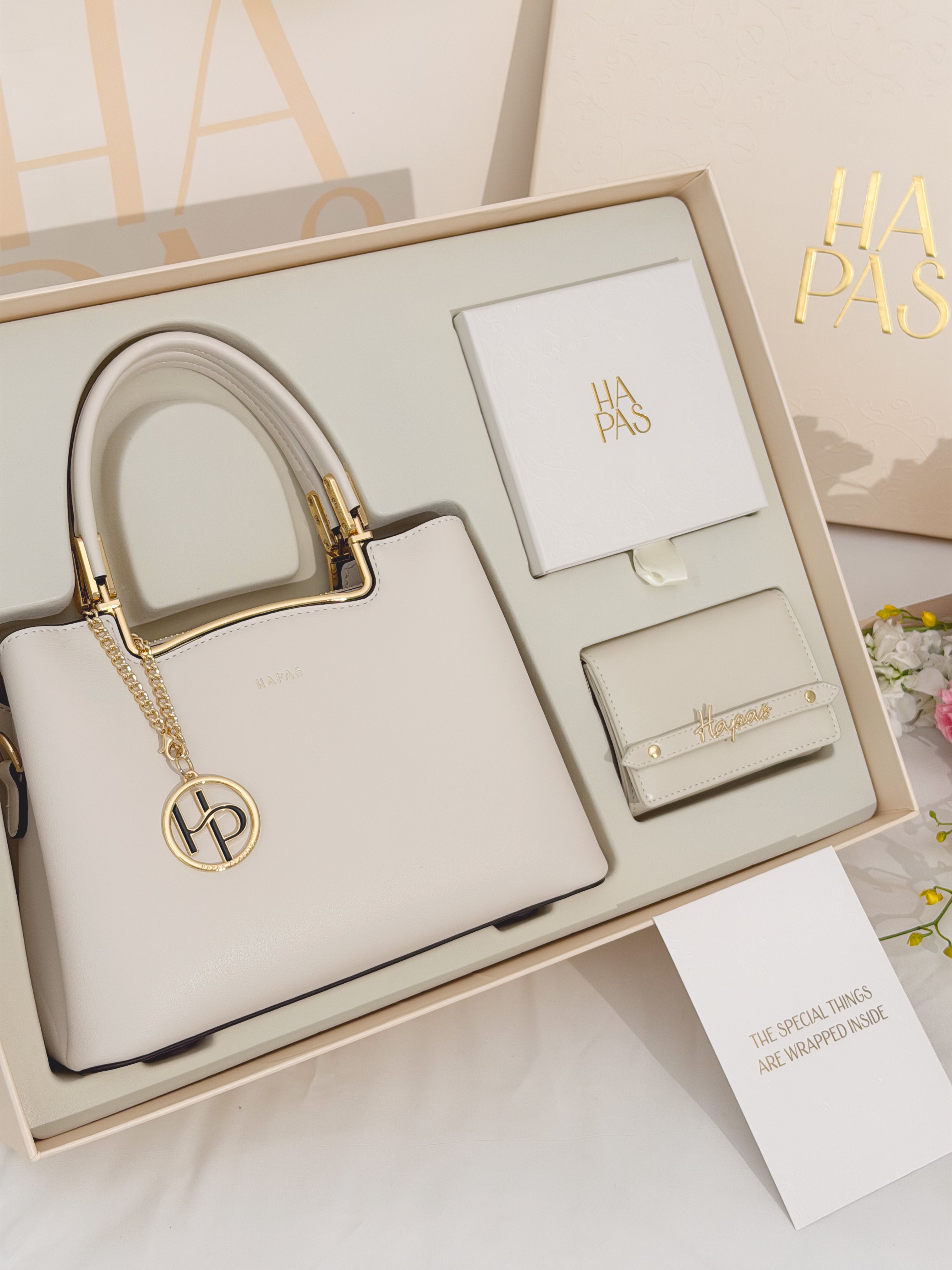 HAPAS Grace Gift Set กระเป๋า Tag G