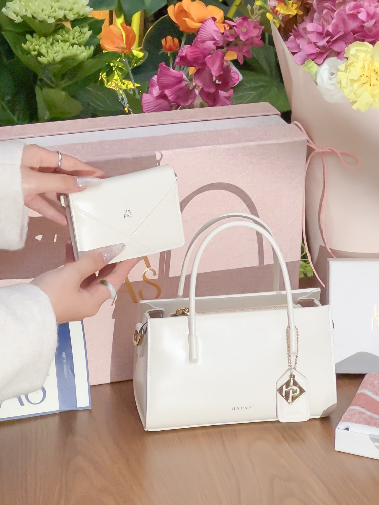 HAPAS Bloom Gift Set กระเป๋า Lamuse